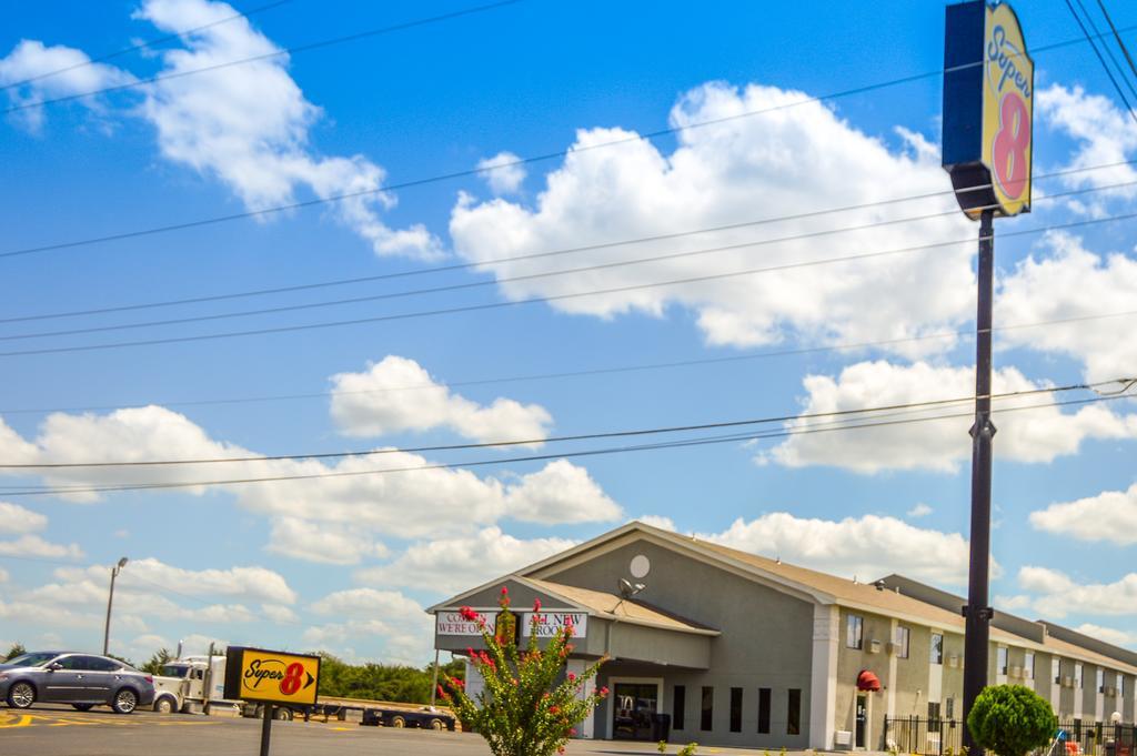 Super 8 By Wyndham Ardmore Extérieur photo