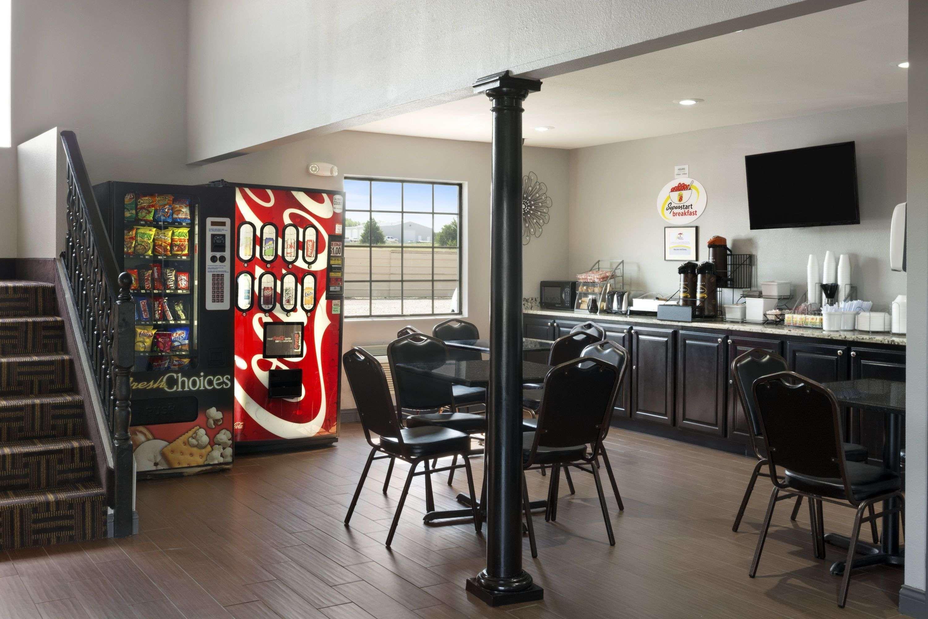 Super 8 By Wyndham Ardmore Extérieur photo